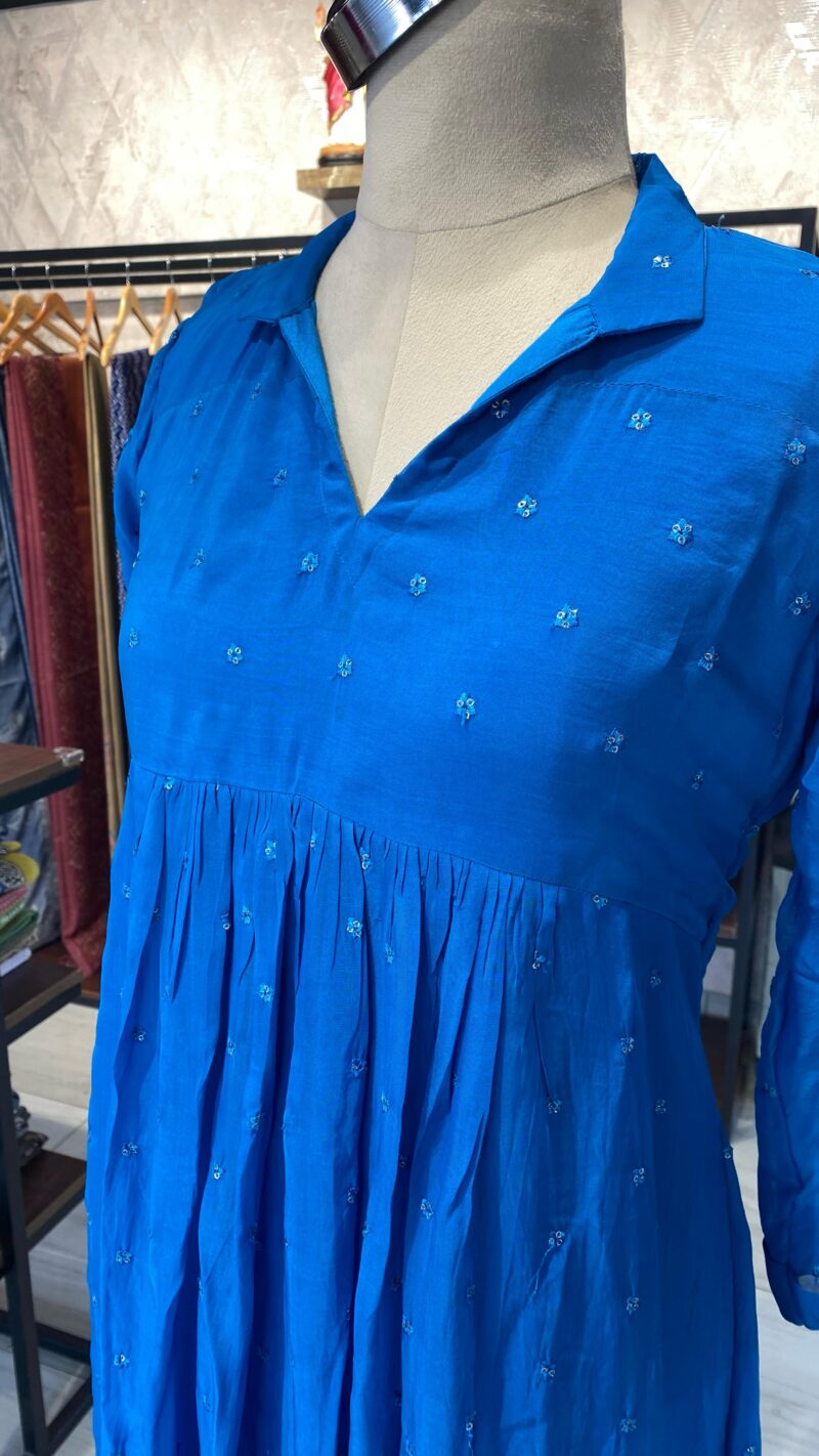 vichithra silkAlia cut kurti - Image 3